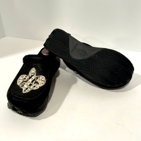 Volatile Mule - Picture 2 of 4